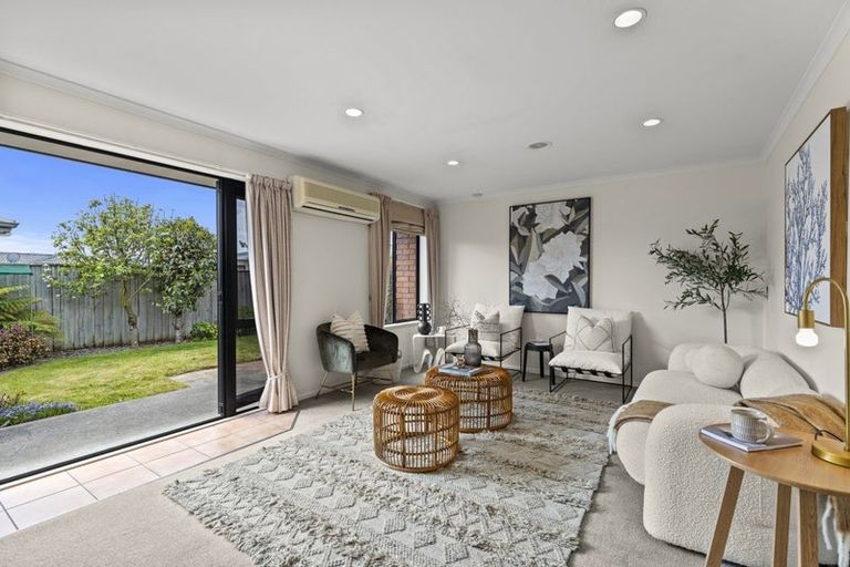 Photo of property in 2/2 Wadsworth Crescent, Redwoodtown, Blenheim, 7201