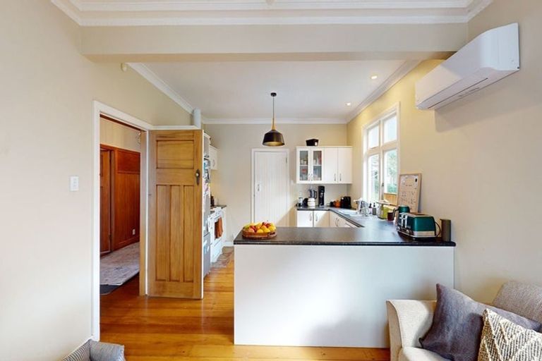 Photo of property in 9 Khandallah Road, Ngaio, Wellington, 6035