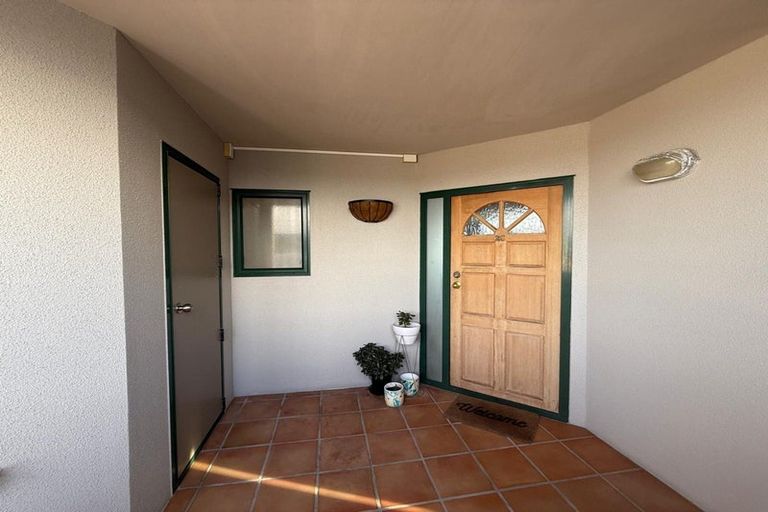 Photo of property in 2c/25 Maclean Street, Paraparaumu Beach, Paraparaumu, 5032