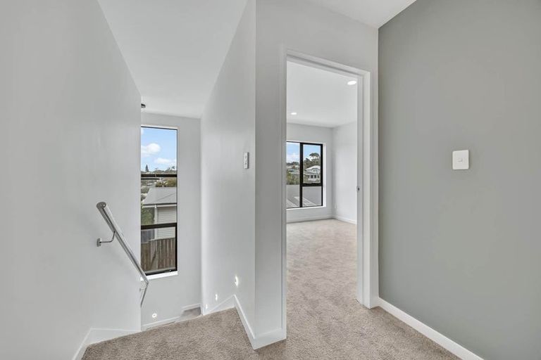 Photo of property in 20a Seine Road, Forrest Hill, Auckland, 0620