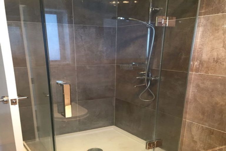 Photo of property in 6 Ballindrait Drive, Flat Bush, Auckland, 2019