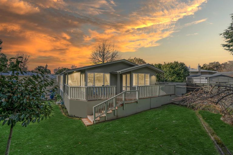 Photo of property in 486 College Street, Hokowhitu, Palmerston North, 4410