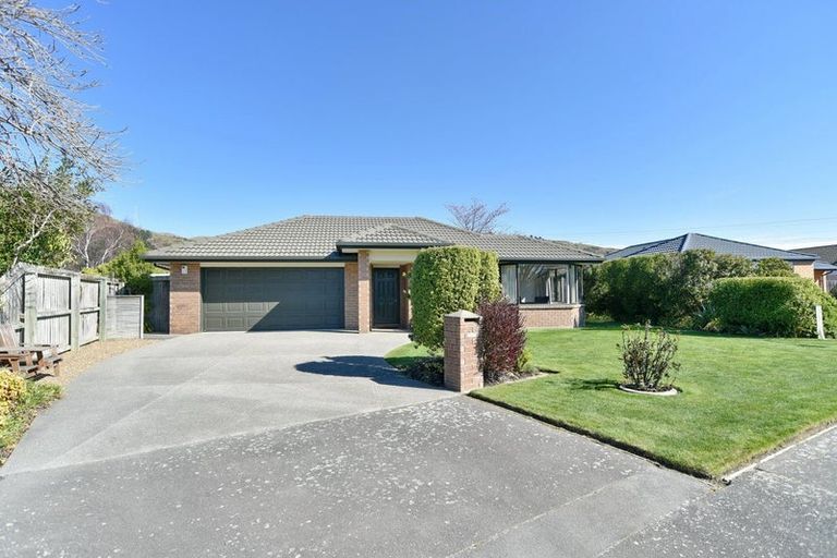 Photo of property in 39 Mauger Drive, Heathcote Valley, Christchurch, 8022