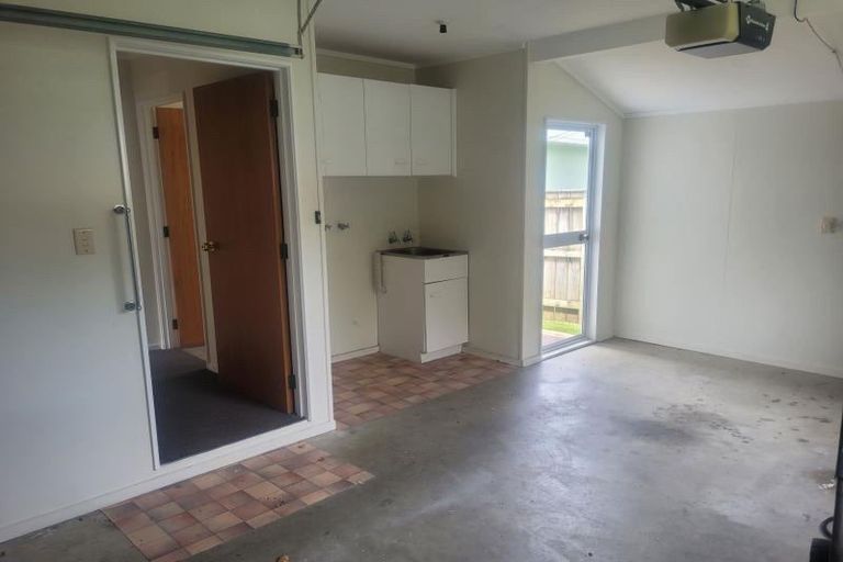 Photo of property in 1/70 Doralto Road, Frankleigh Park, New Plymouth, 4310