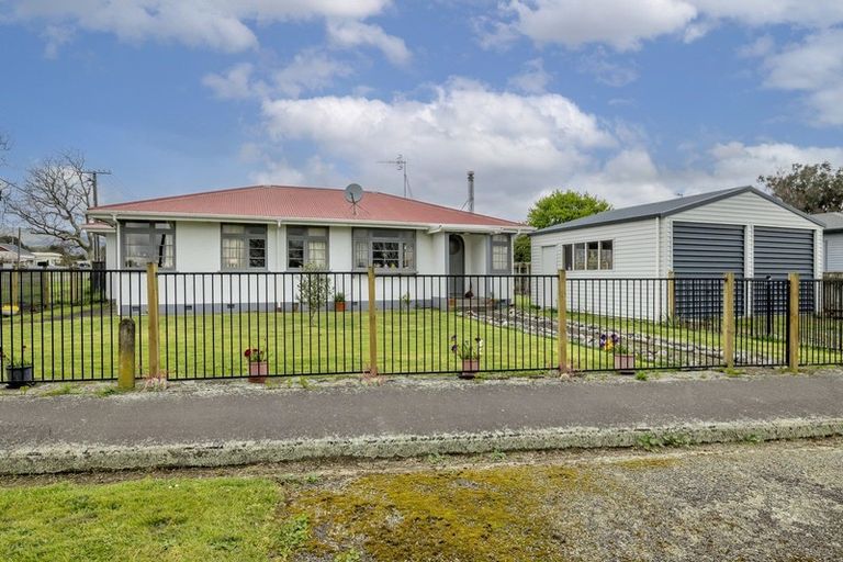 Photo of property in 2 Vance Street, Shannon, 4821