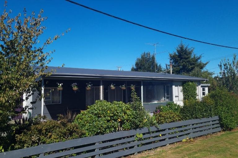 Photo of property in 60 Wylam Street, Waikaia, 9778