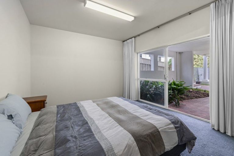 Photo of property in 132 Priestley Terrace, Bluff Hill, Napier, 4110