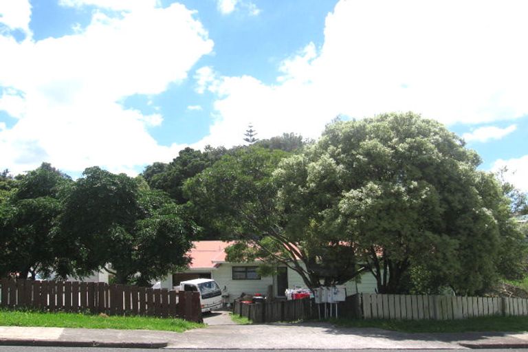 Photo of property in 1/125 Aranui Road, Mount Wellington, Auckland, 1060