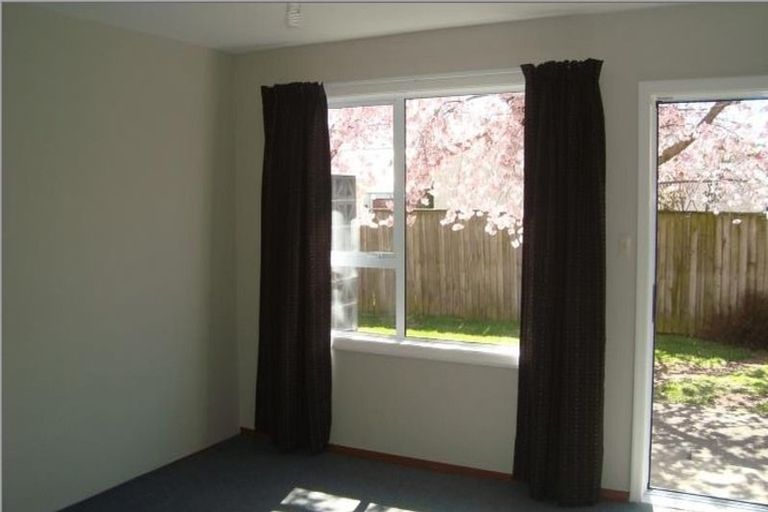 Photo of property in 3/126 Geraldine Street, Edgeware, Christchurch, 8013