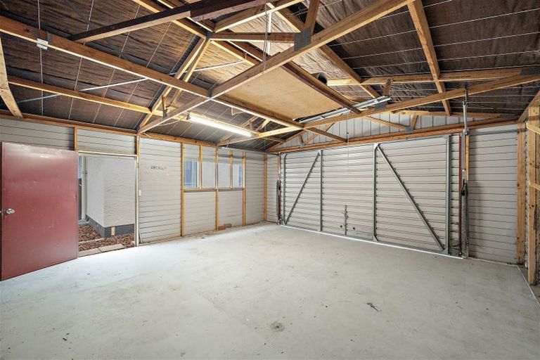 Photo of property in 68 Burwood Road, Burwood, Christchurch, 8083