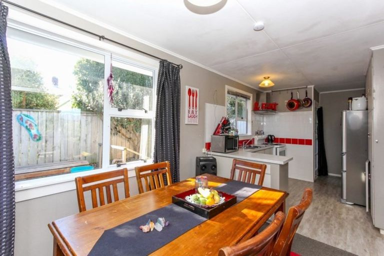 Photo of property in 163a Pembroke Street, Westown, New Plymouth, 4310