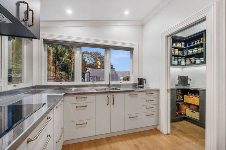 Photo of property in 28 Fifth Avenue, Avenues, Whangarei, 0110