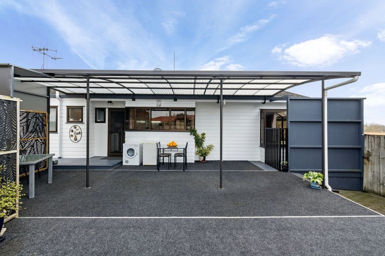 Photo of property in 43 Lansdowne Crescent, Glenview, Hamilton, 3206