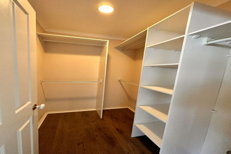 Photo of property in 23 Trovare Place, Golflands, Auckland, 2013