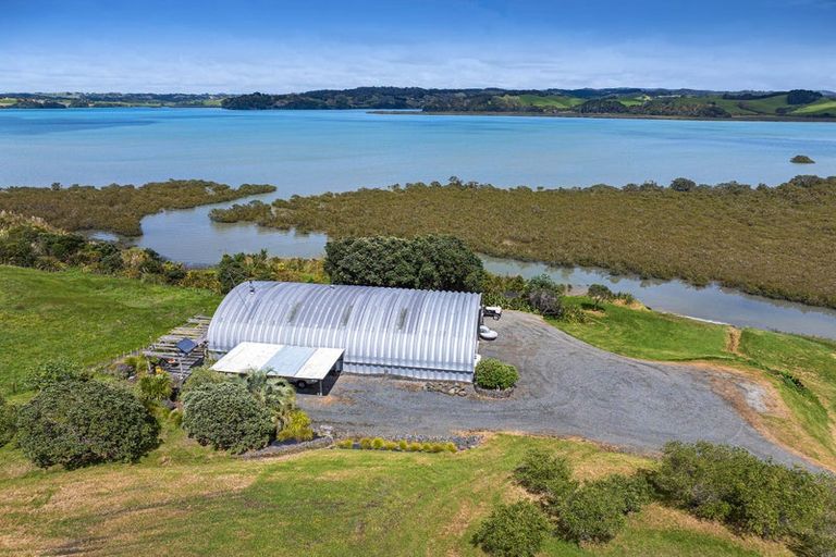 Photo of property in 68 Goodall Road, Snells Beach, 0920