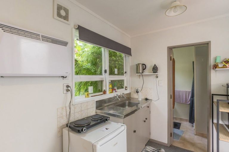Photo of property in 53 Hawker Street, Mount Victoria, Wellington, 6011