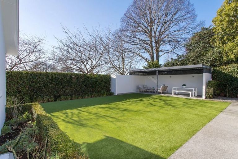 Photo of property in 154 Clyde Road, Burnside, Christchurch, 8053