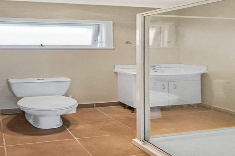 Photo of property in 2/7 Hastings Road, Mairangi Bay, Auckland, 0630