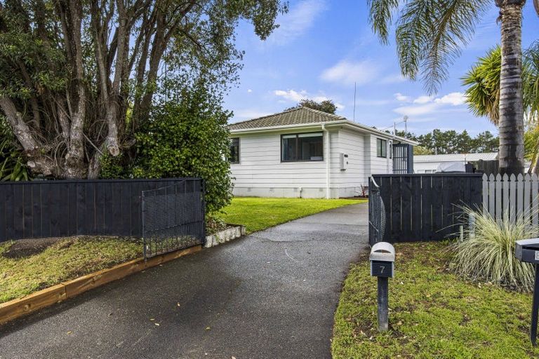 Photo of property in 7 Leaming Place, Clarks Beach, 2122