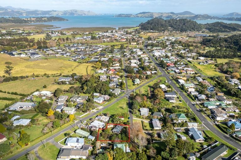 Photo of property in 410 Pagitt Street, Coromandel, 3506