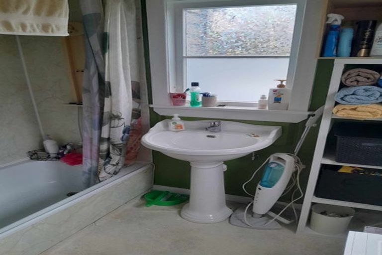 Photo of property in 5 Bethune Street, Featherston, 5710