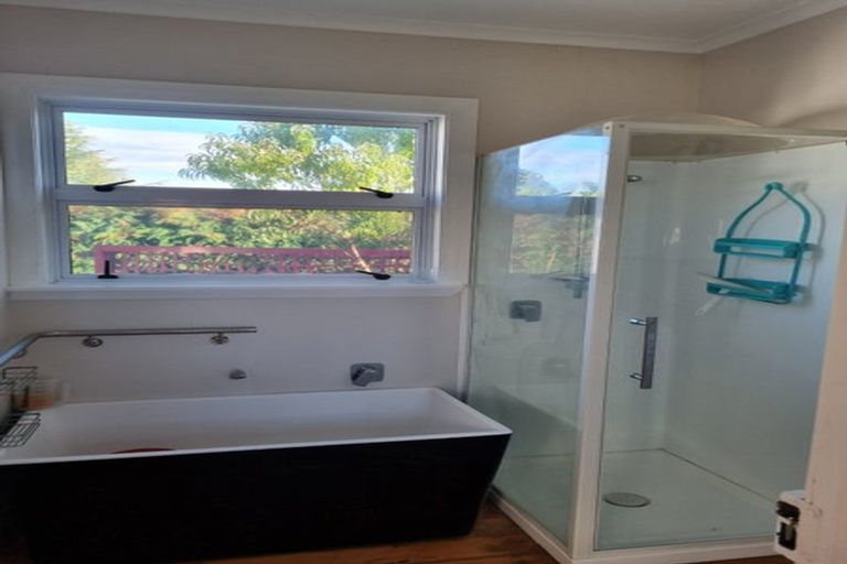 Photo of property in 13 Wyndham Street, Carterton, 5713