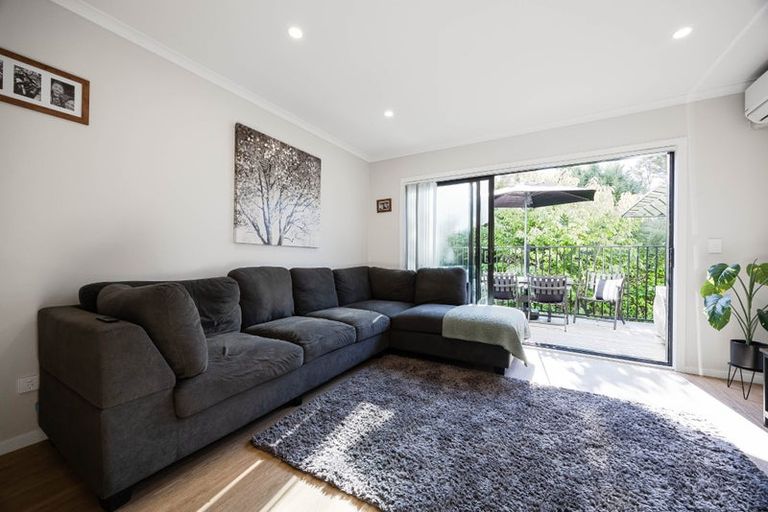 Photo of property in 2/125b Metcalfe Road, Ranui, Auckland, 0612