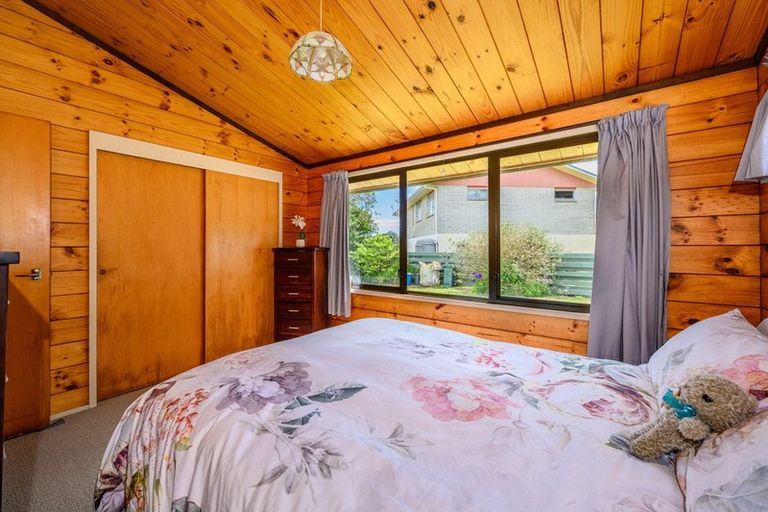 Photo of property in 25a Marchant Place, Westown, New Plymouth, 4310