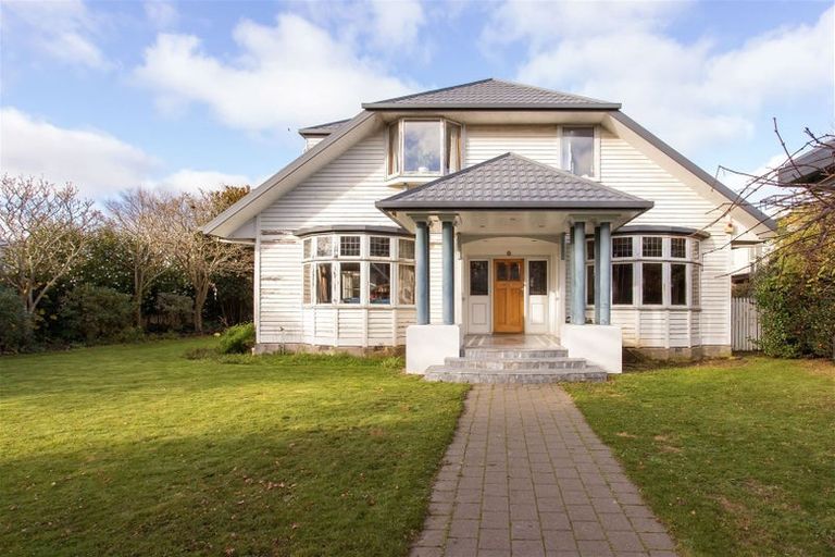 Photo of property in 8 Jacksons Road, Merivale, Christchurch, 8014