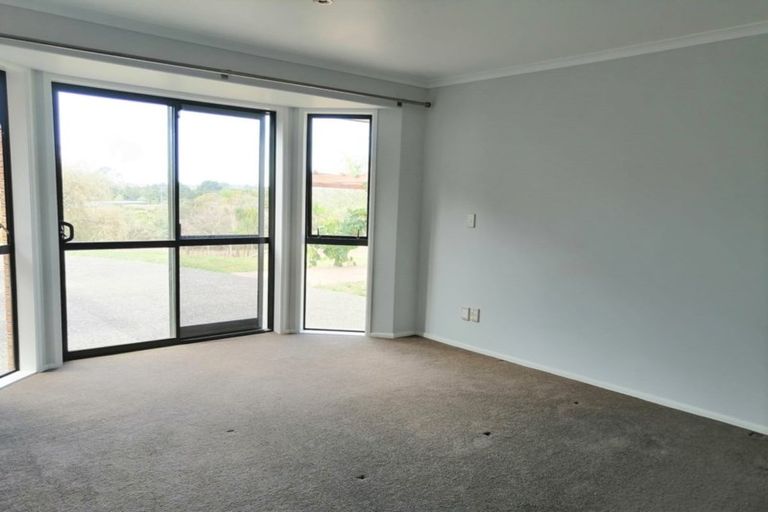 Photo of property in 299 Pine Valley Road, Dairy Flat, Silverdale, 0992