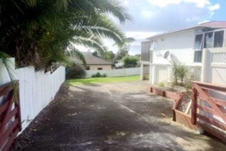 Photo of property in 32 Mildmay Road, Henderson, Auckland, 0610