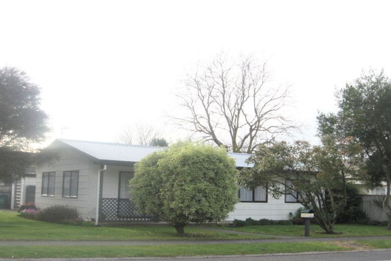 Photo of property in 1/1216 Howard Street, Parkvale, Hastings, 4122