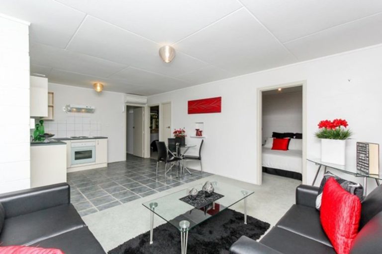 Photo of property in 7/57 Carrington Street, Lower Vogeltown, New Plymouth, 4310