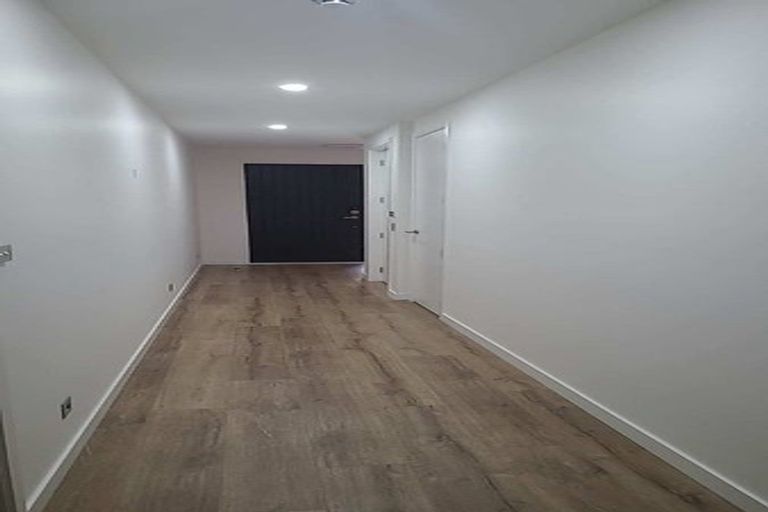 Photo of property in 74 Te Oneroa Way, Long Bay, Auckland, 0630