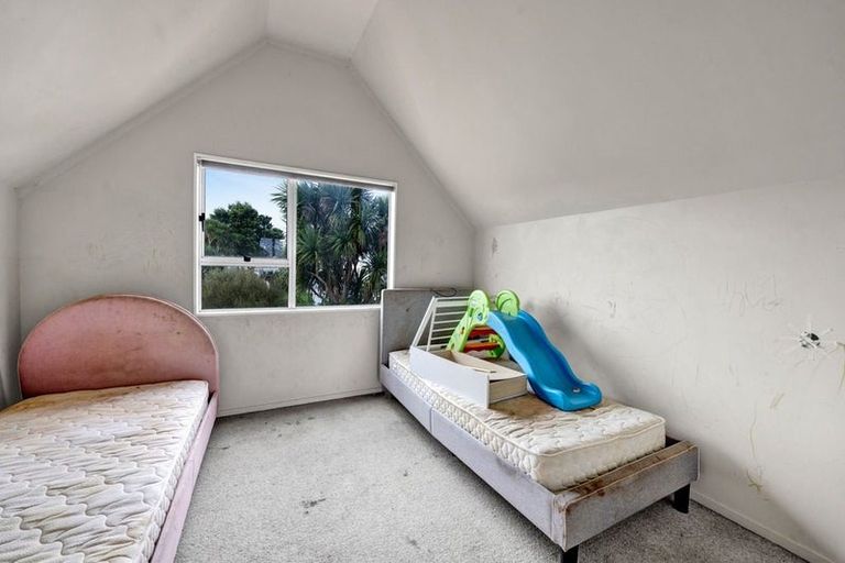 Photo of property in 22 Ponderosa Place, Opunake, 4616