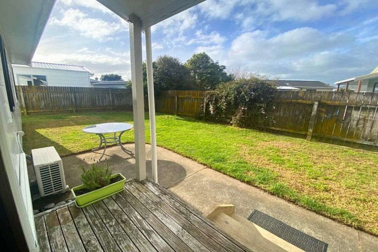 Photo of property in 9a Pukeko Street, Paraparaumu, 5032