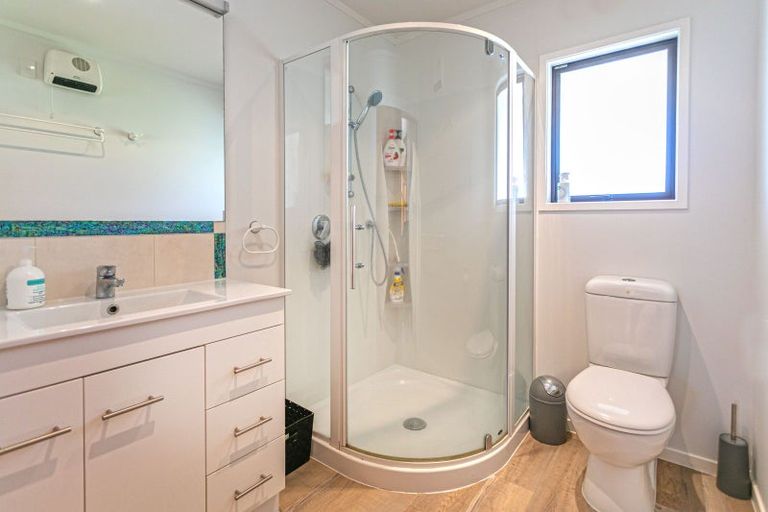 Photo of property in 8 Kauri Place, Tairua, 3508