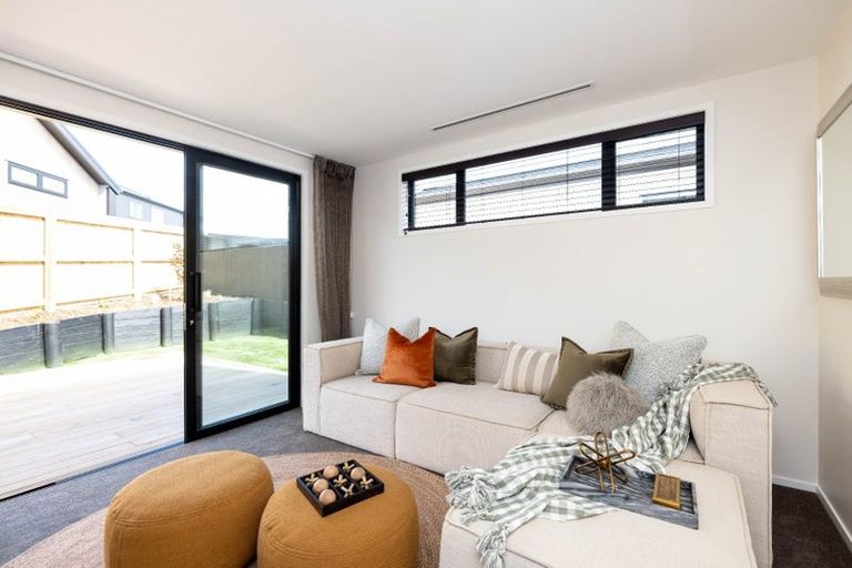 Photo of property in 12 Kotuitui Drive, Wainui, 0992