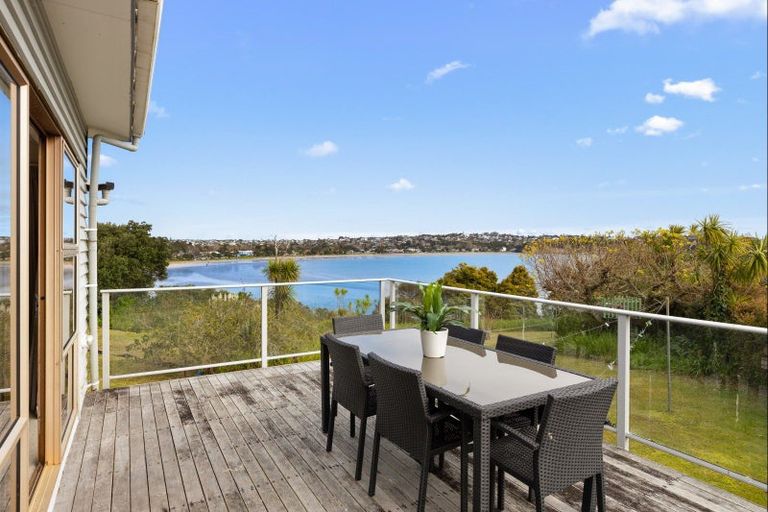 Photo of property in 24 The Crescent, Tindalls Beach, Whangaparaoa, 0930