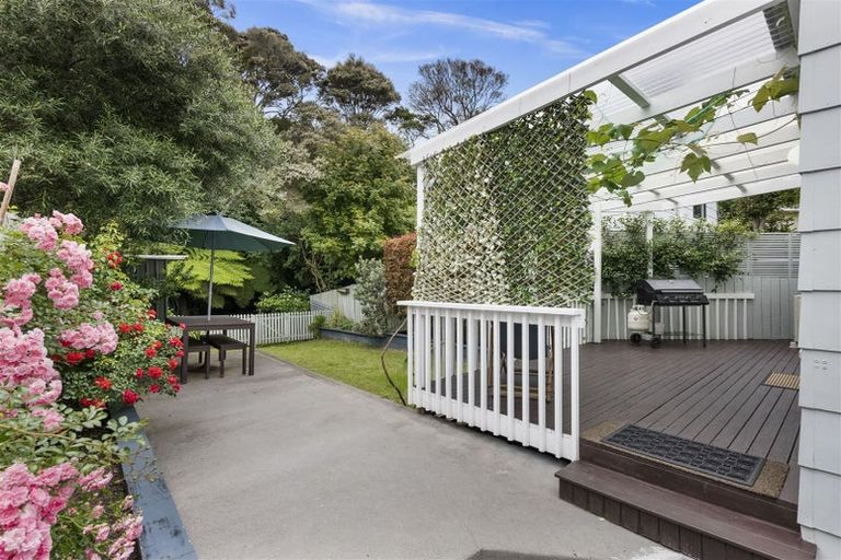 Photo of property in 1/143 Spinella Drive, Bayview, Auckland, 0629