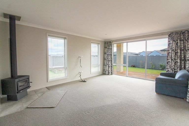 Photo of property in 22 Silver Springs Boulevard, Mosgiel, 9024
