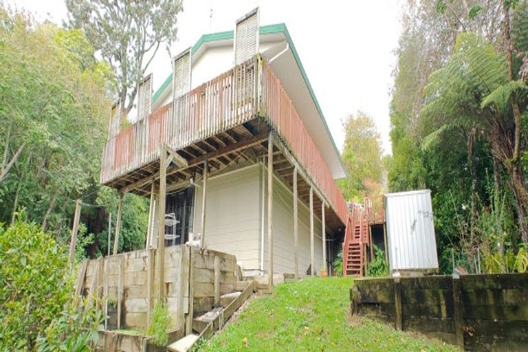 Photo of property in 39a Evelyn Road, Cockle Bay, Auckland, 2014