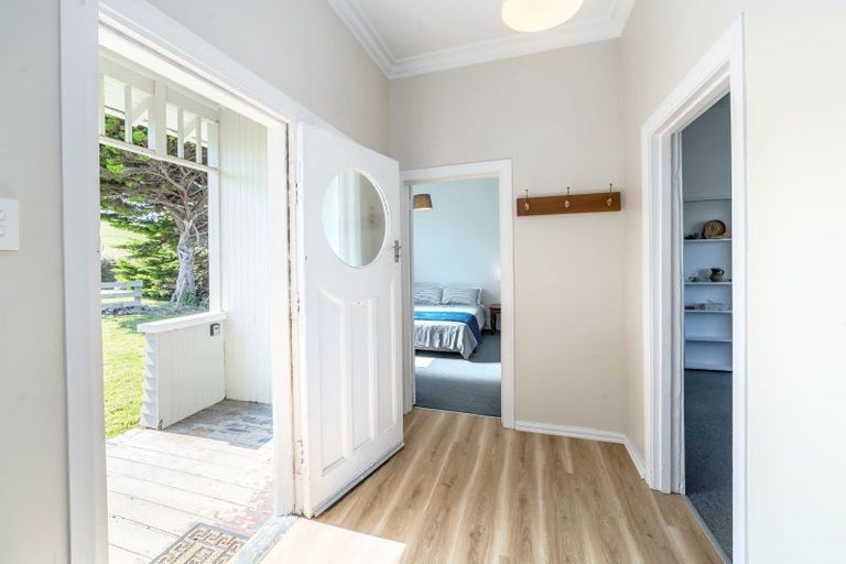 Photo of property in 346 Cape Palliser Road, Whangaimoana, Featherston, 5772