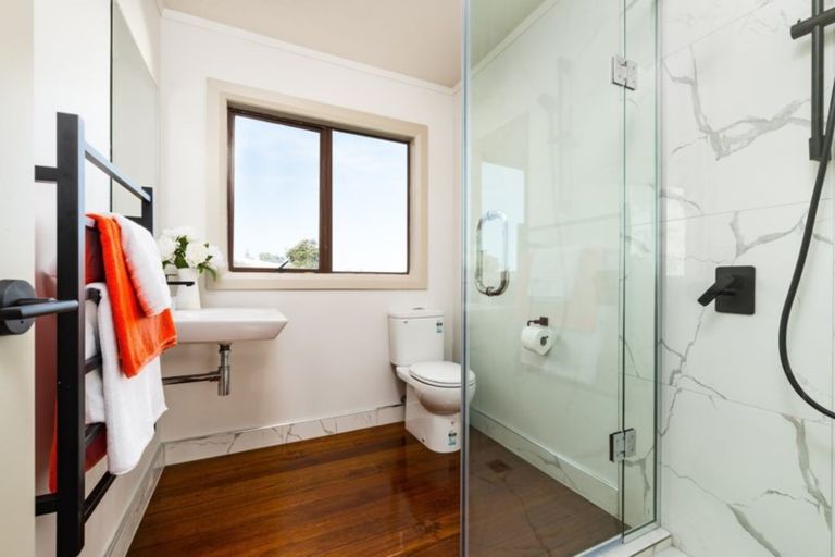 Photo of property in 7 Ferry Parade, Herald Island, Auckland, 0618