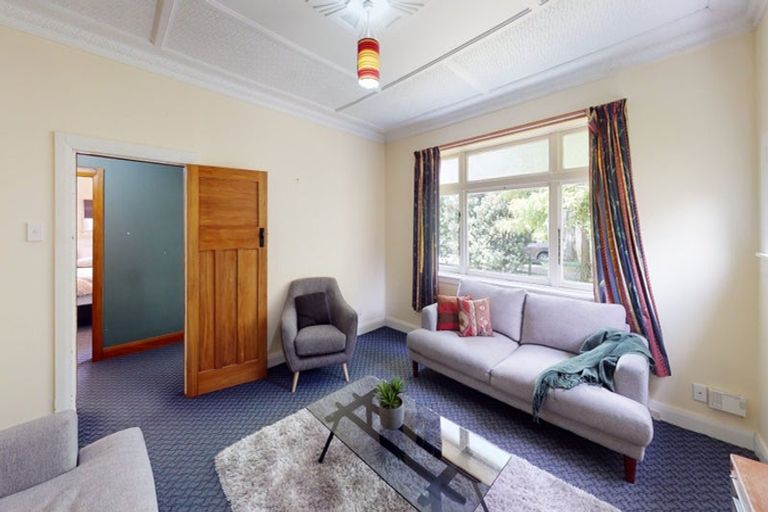 Photo of property in 8 Guy Avenue, Takaro, Palmerston North, 4410