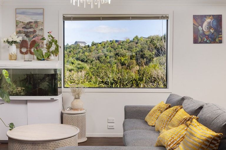 Photo of property in 2 Hauruia Way, Pyes Pa, Tauranga, 3112