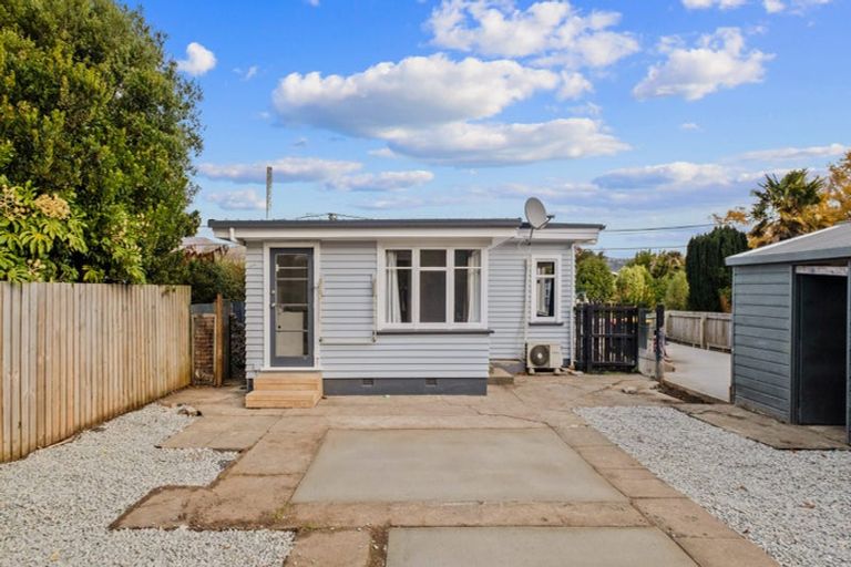 Photo of property in 19 Sheldon Street, Woolston, Christchurch, 8023