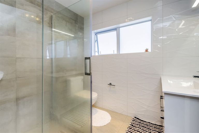 Photo of property in 11 Reding Street, Takanini, 2112