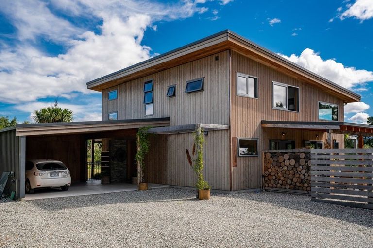 Photo of property in 15 Fort Place, Hawea Flat, Wanaka, 9382