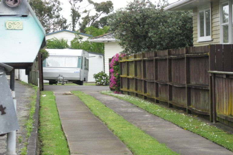 Photo of property in 62 Wallace Road, Mangere Bridge, Auckland, 2022